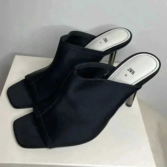 Zara Black Open-Toe Heeled Mules - Picture 3 of 8